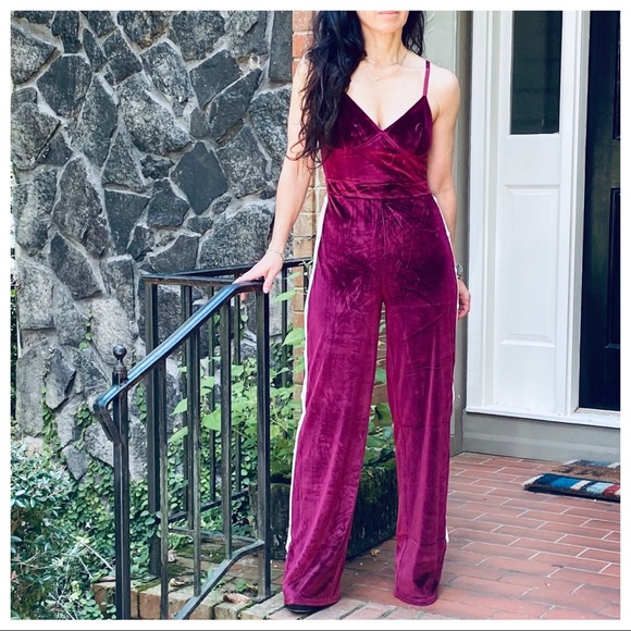 #07 FABULOUS VELVET WIDE LEG JUMPSUIT WITH SIDE DETAIL - Picture 6 of 13